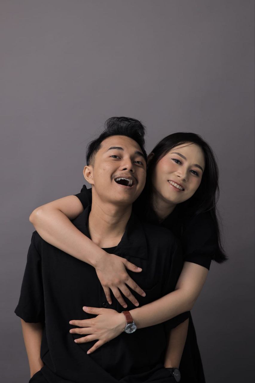 photo_6141095418830896161_y